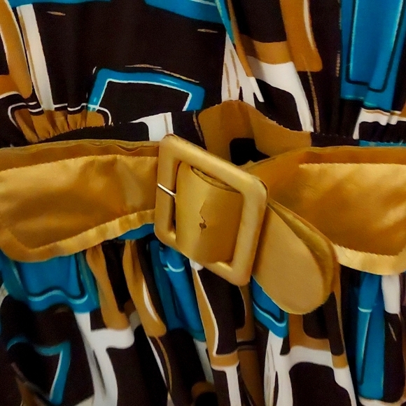 Dress - Picture 2 of 2